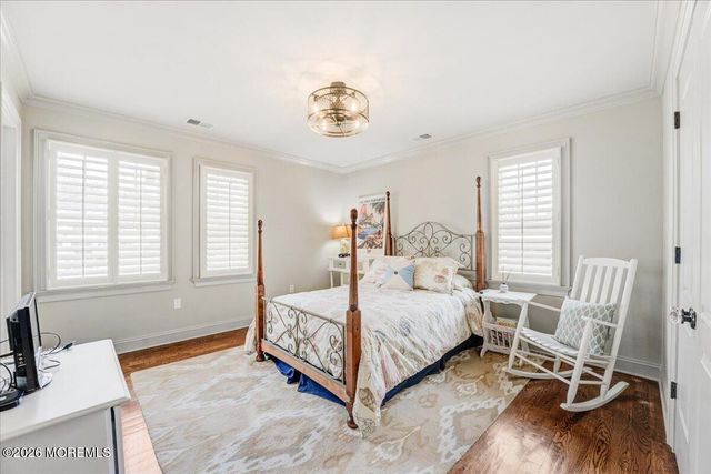 68 Seneca Place, Oceanport, NJ 07757