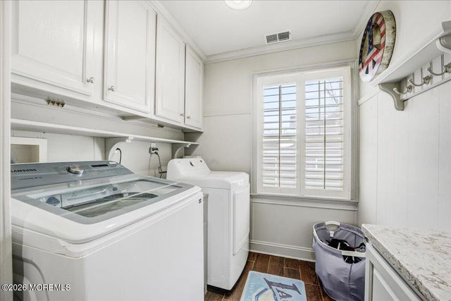 68 Seneca Place, Oceanport, NJ 07757