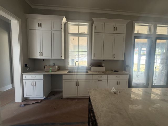 1586 Eastwood Dr, Brentwood, TN 37027