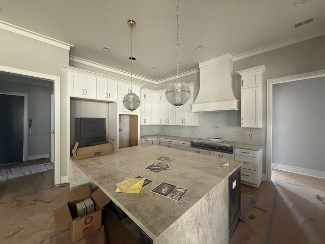1586 Eastwood Dr, Brentwood, TN 37027