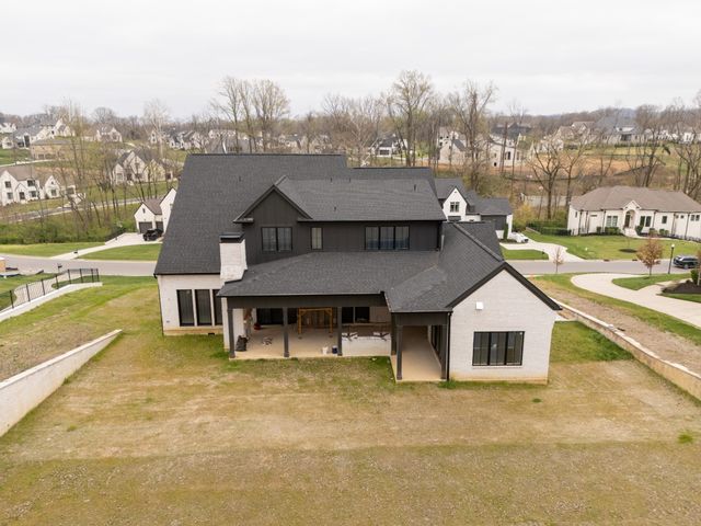 1586 Eastwood Dr, Brentwood, TN 37027