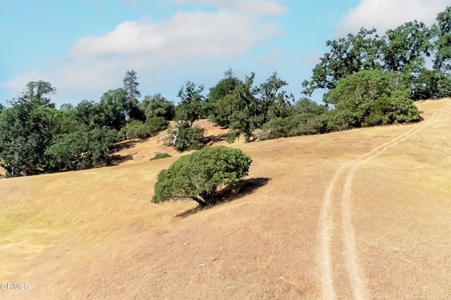 18300 Walker Road, Willits, CA 95490