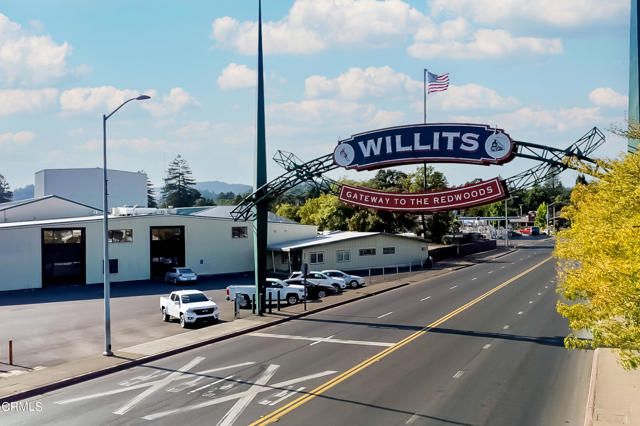 18300 Walker Road, Willits, CA 95490