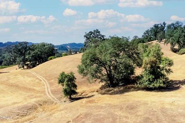 18300 Walker Road, Willits, CA 95490