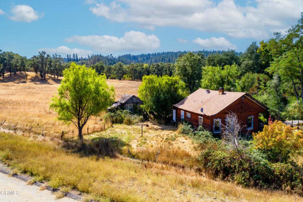18300 Walker Road, Willits, CA 95490