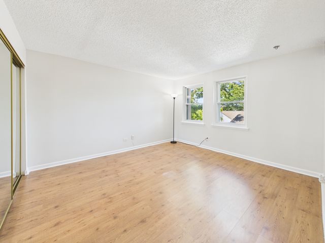 9514 W LAWRENCE Avenue 2406, Schiller Park, IL 60176