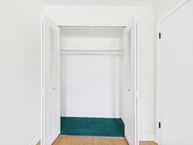 9514 W LAWRENCE Avenue 2406, Schiller Park, IL 60176