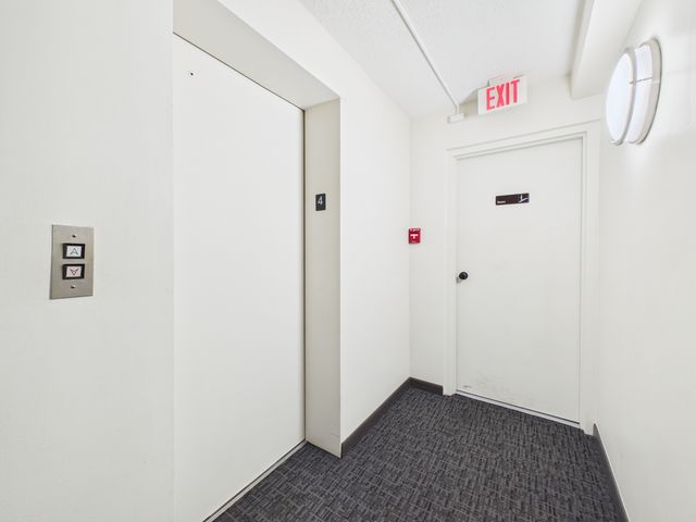 9514 W LAWRENCE Avenue 2406, Schiller Park, IL 60176