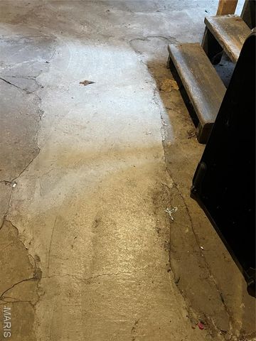 1712 Yale Avenue A, Richmond Heights, MO 63117