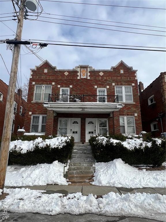 1712 Yale Avenue A, Richmond Heights, MO 63117