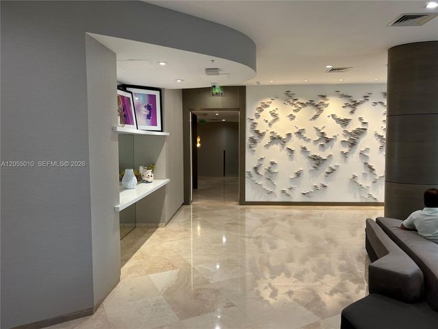 10275 Collins Ave 112, Bal Harbour, FL 33154