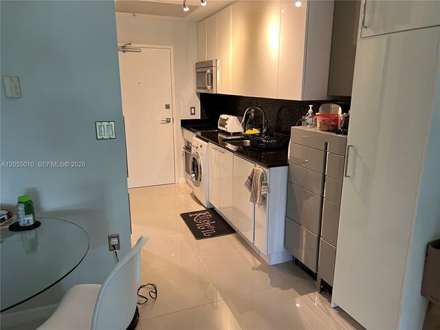 10275 Collins Ave 112, Bal Harbour, FL 33154