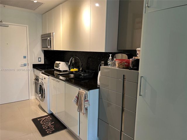 10275 Collins Ave 112, Bal Harbour, FL 33154