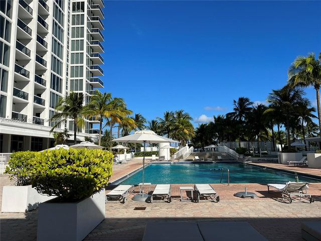 10275 Collins Ave 112, Bal Harbour, FL 33154