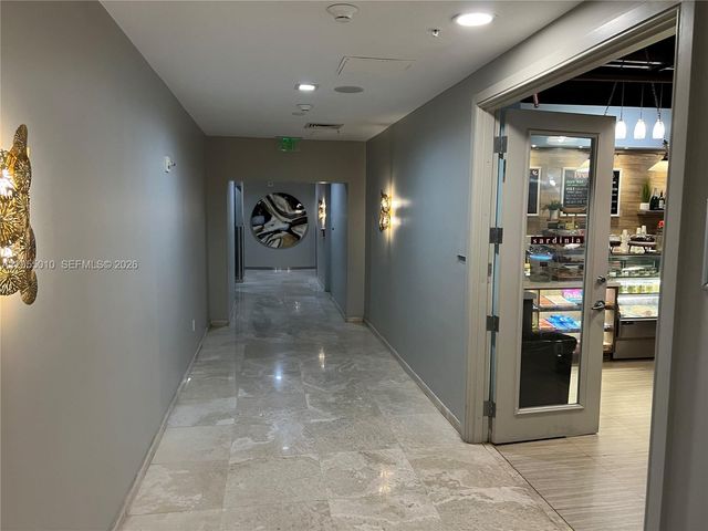 10275 Collins Ave 112, Bal Harbour, FL 33154