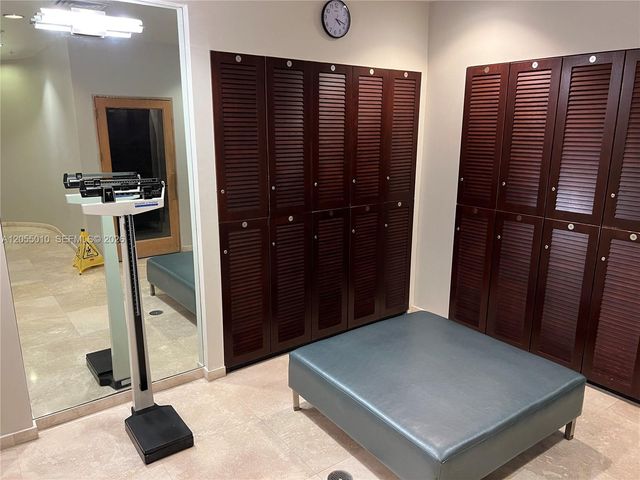 10275 Collins Ave 112, Bal Harbour, FL 33154