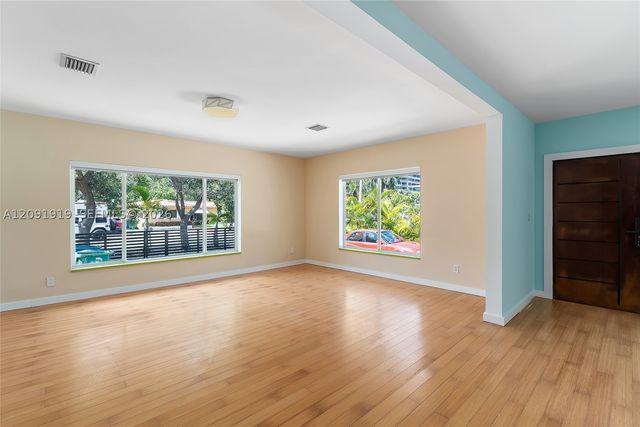 1600 NE 110th Ter 1600, Miami, FL 33161