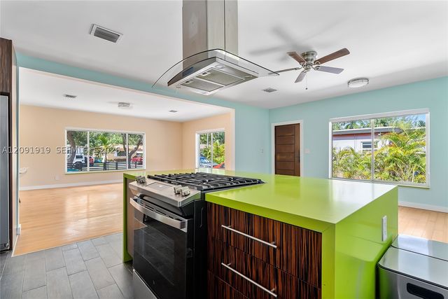 1600 NE 110th Ter 1600, Miami, FL 33161