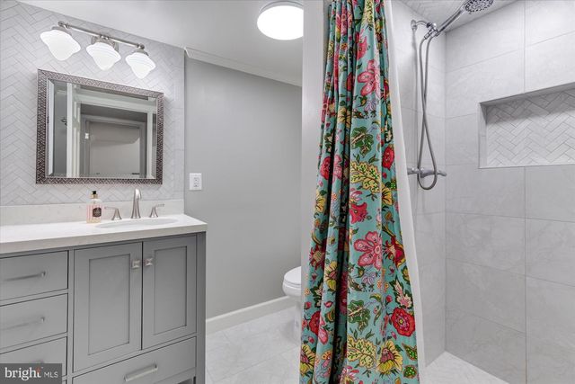 6309 MORI ST, Mclean, VA 22101