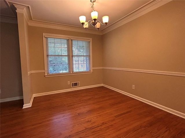995 Melody Lane, Roswell, GA 30075