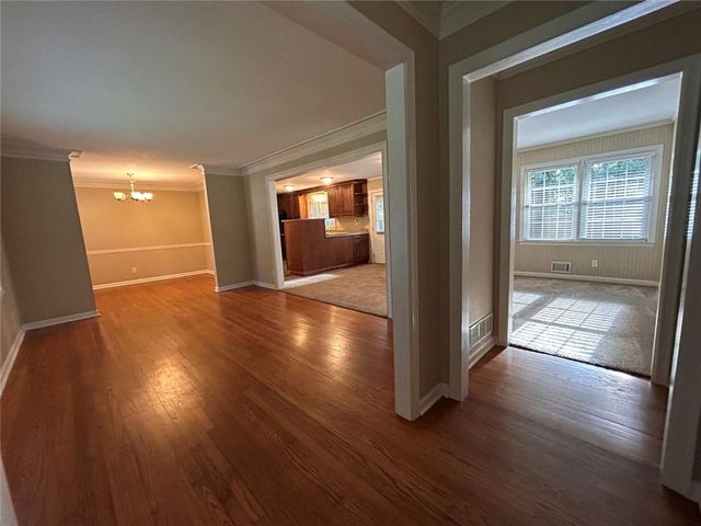 995 Melody Lane, Roswell, GA 30075