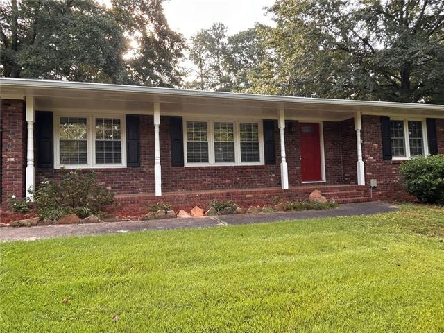995 Melody Lane, Roswell, GA 30075