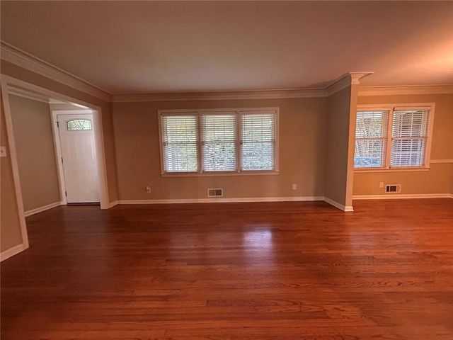 995 Melody Lane, Roswell, GA 30075