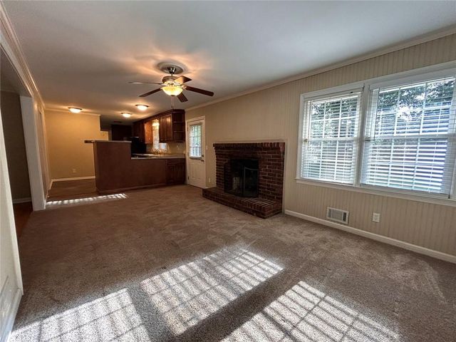 995 Melody Lane, Roswell, GA 30075