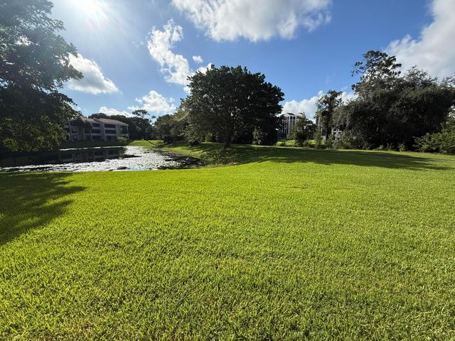 7508 LA PAZ Boulevard 107, Boca Raton, FL 33433