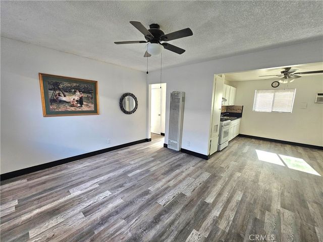 1651 E 42nd Street 1, Los Angeles, CA 90011