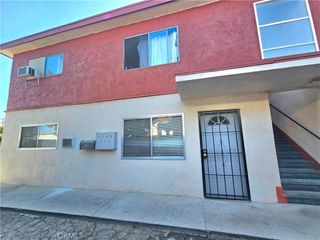 1651 E 42nd Street 1, Los Angeles, CA 90011