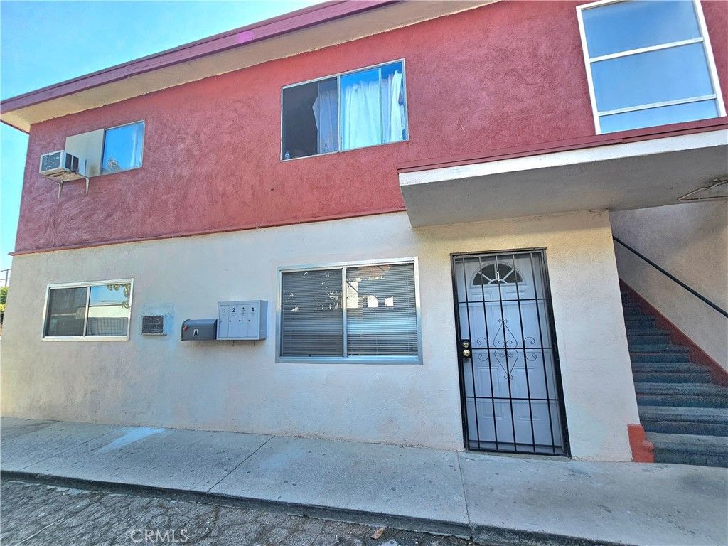 1651 E 42nd Street 1, Los Angeles, CA 90011