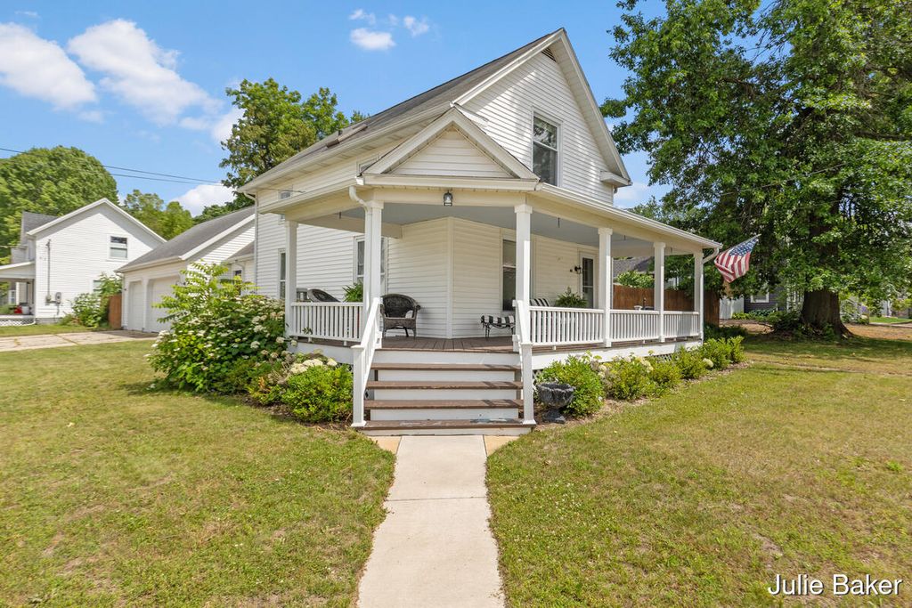 40 S Monroe Street Ne, Rockford City, MI 49341
