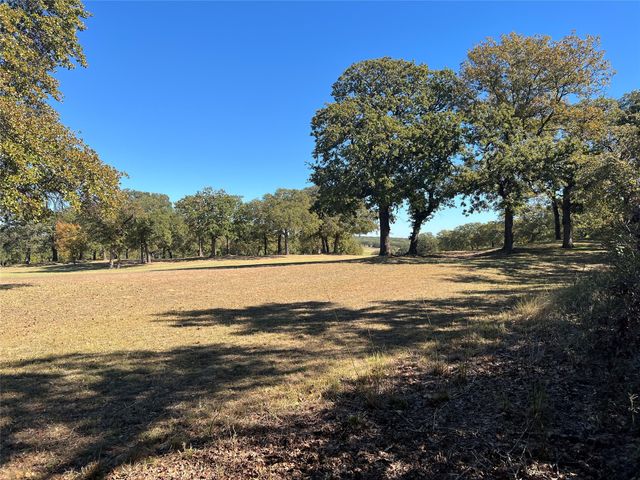 314 Rivercrest Drive, Nocona, TX 76255