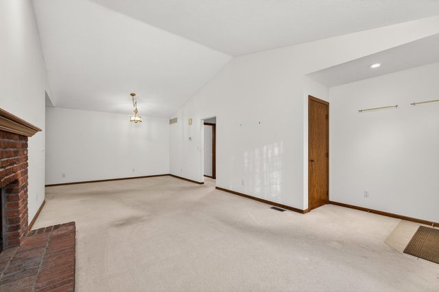 4000 46th St Court 5, Rock Island, IL 61201