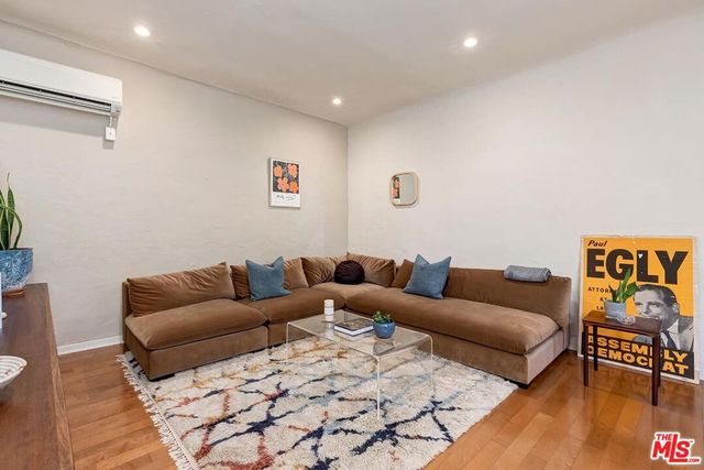 1345 N Hayworth Avenue 1, West Hollywood, CA 90046