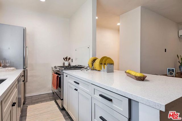 1345 N Hayworth Avenue 1, West Hollywood, CA 90046