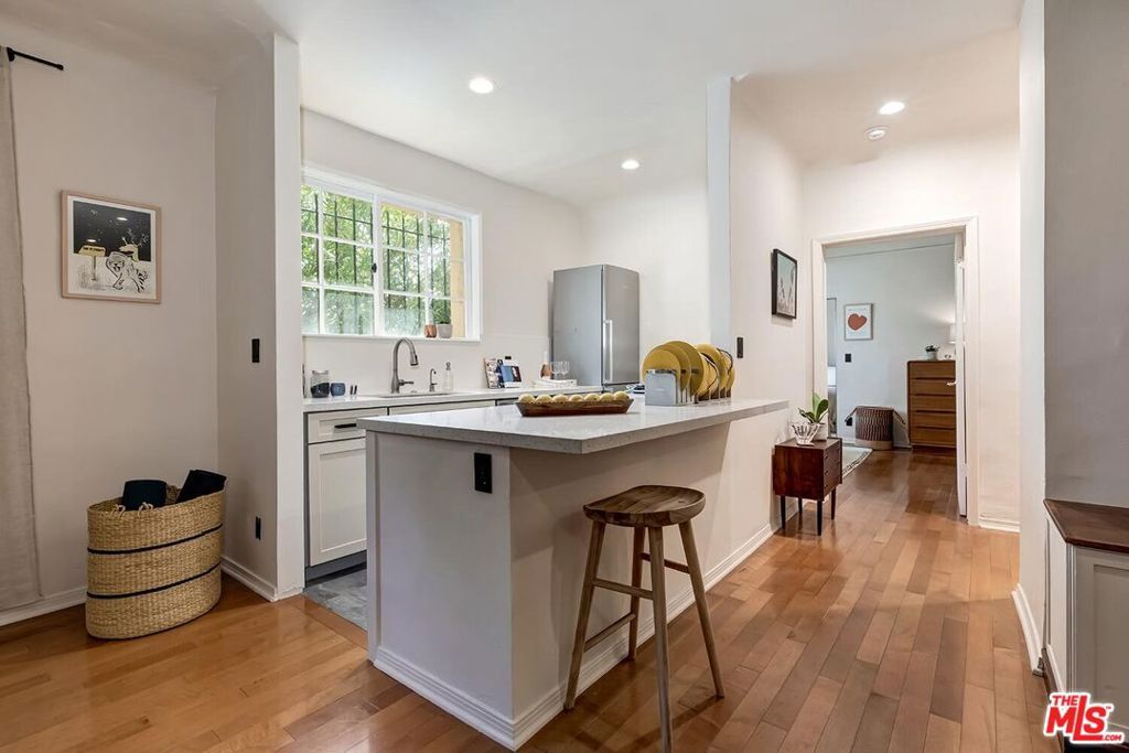 1345 N Hayworth Avenue 1, West Hollywood, CA 90046