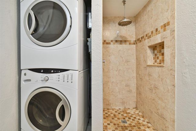 3901 N OLA AVENUE, Tampa, FL 33603