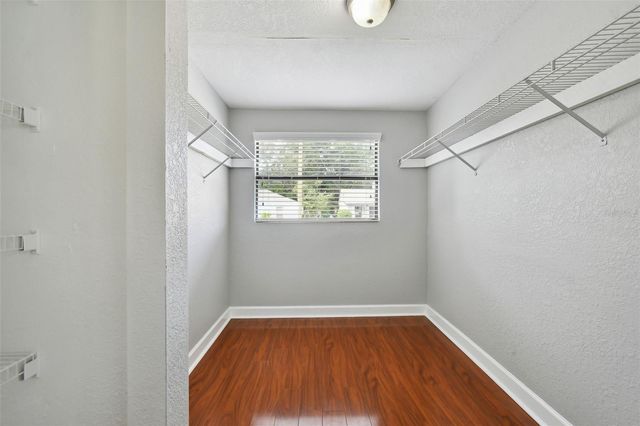 3901 N OLA AVENUE, Tampa, FL 33603