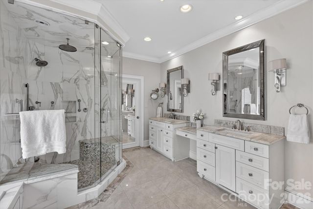 6803 Linkside Court, Charlotte, NC 28277