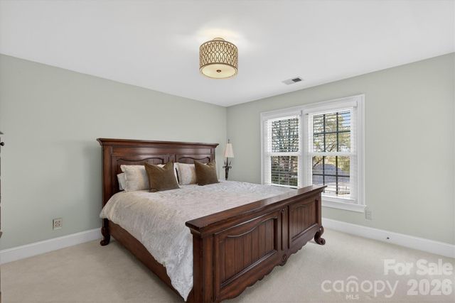 6803 Linkside Court, Charlotte, NC 28277