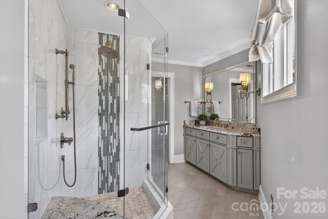 6803 Linkside Court, Charlotte, NC 28277