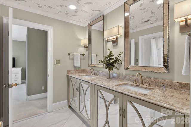 6803 Linkside Court, Charlotte, NC 28277