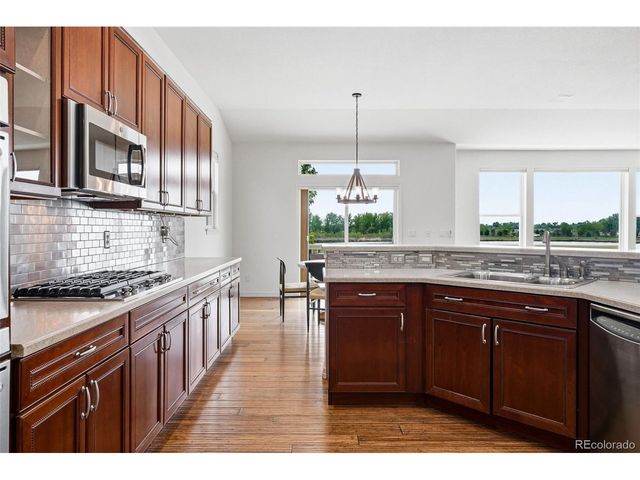 1744 Edgewater Pl, Longmont, CO 80504