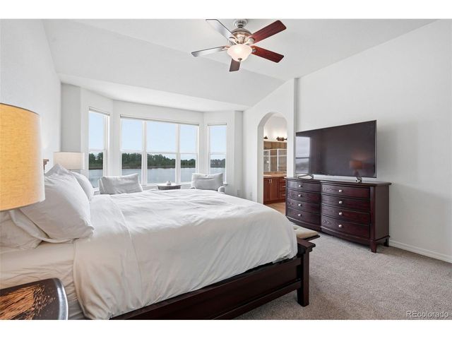 1744 Edgewater Pl, Longmont, CO 80504