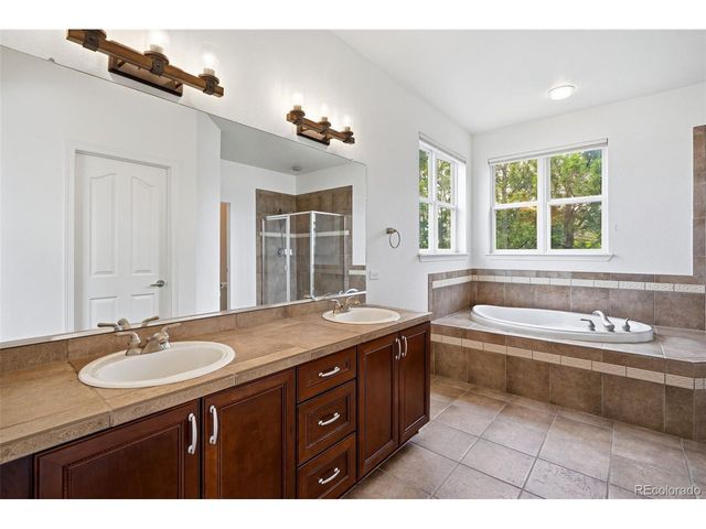 1744 Edgewater Pl, Longmont, CO 80504