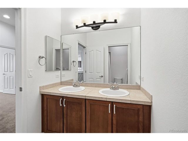 1744 Edgewater Pl, Longmont, CO 80504