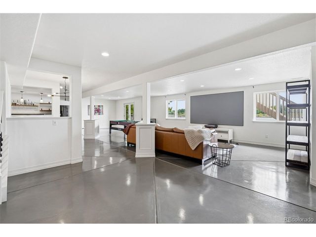 1744 Edgewater Pl, Longmont, CO 80504