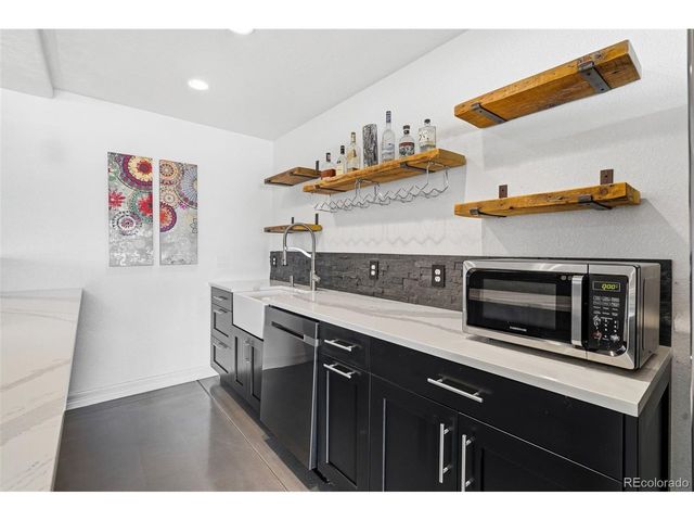 1744 Edgewater Pl, Longmont, CO 80504